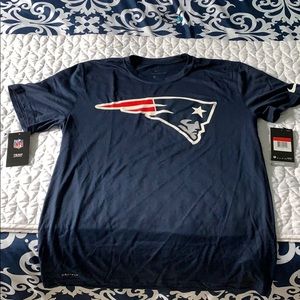 Men’s Nike Dri-fit shirt NWT